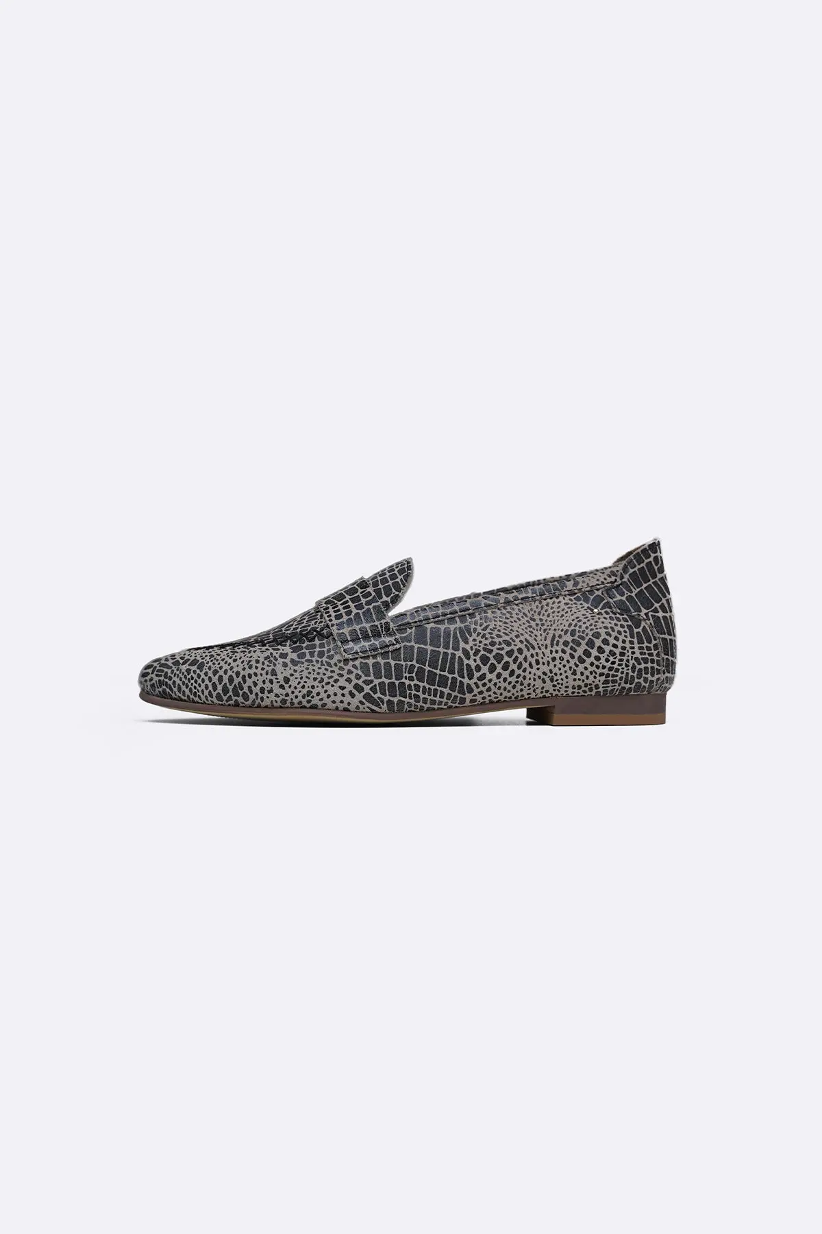 Textured Leather Loafers 1
