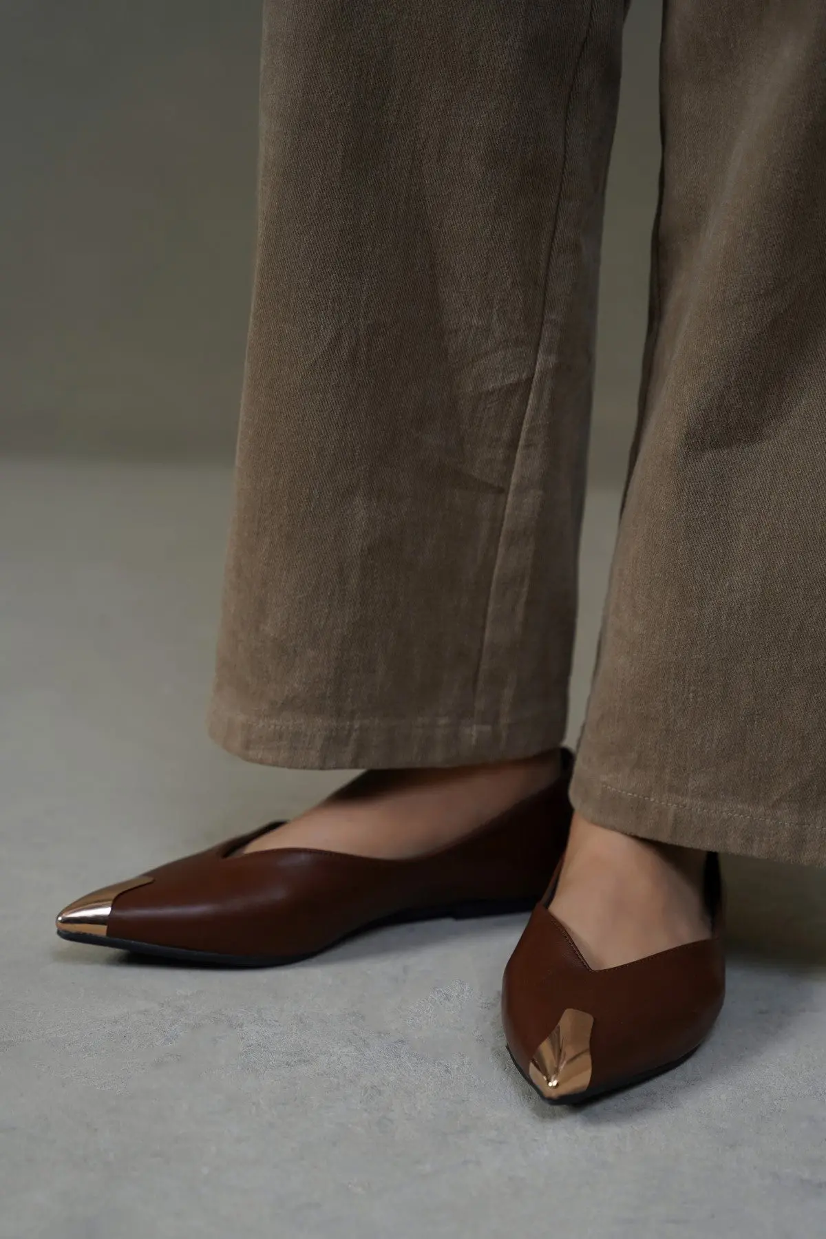 Gilded Tip Flats 4