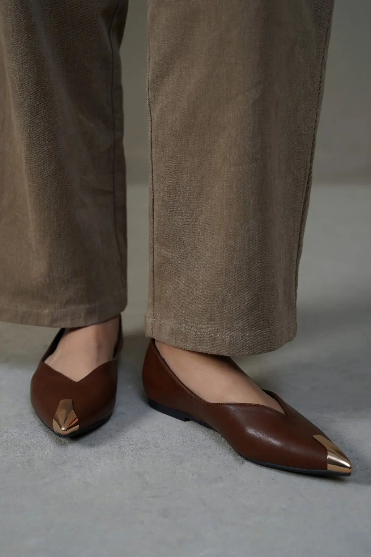Gilded Tip Flats 2