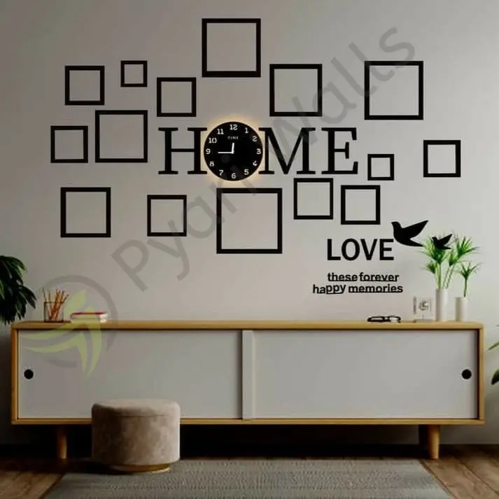 Home Clock With Frames 1