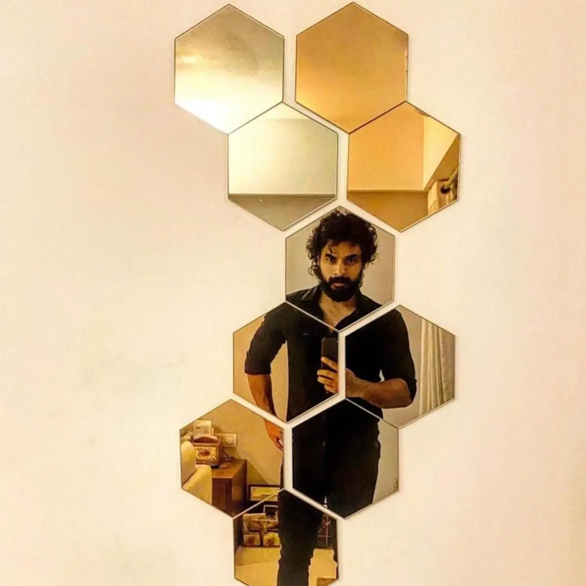 Acrylic Hexagon Wall Decor Mirror (Gold) - Wall Decorations 1