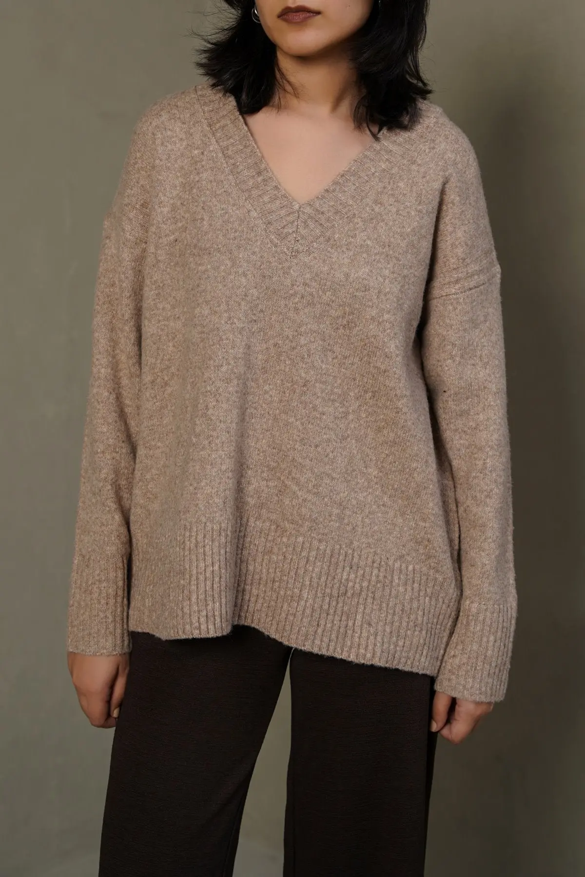 Classic V-Neck Jumper 1