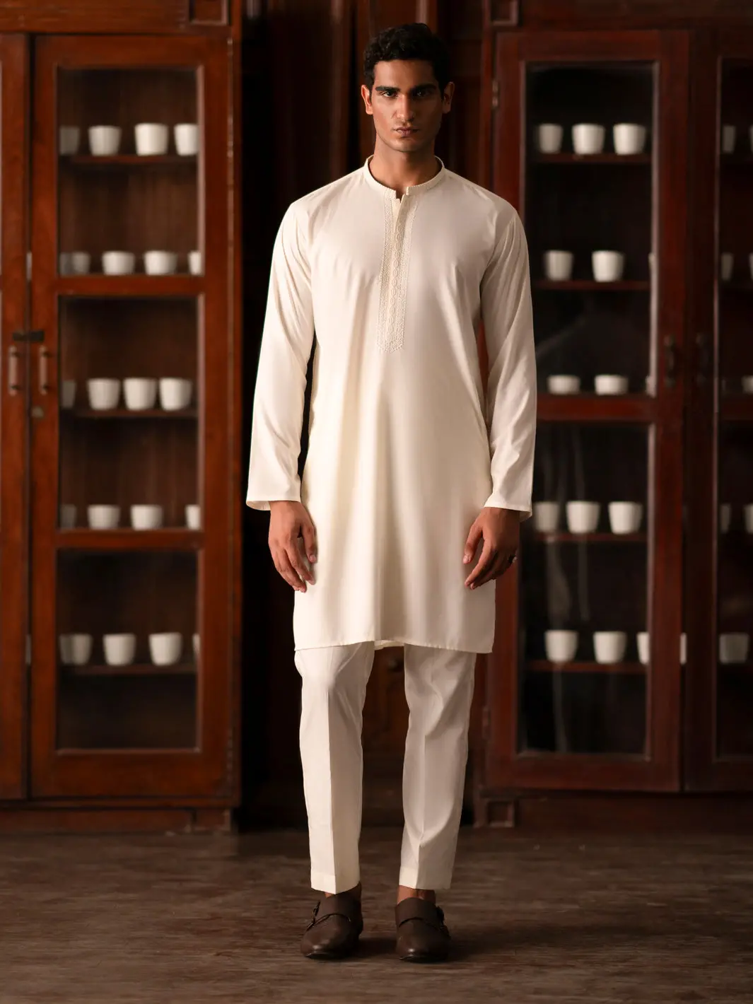 Off White Blended Kurta Trouser - Al-Kt-3107 1