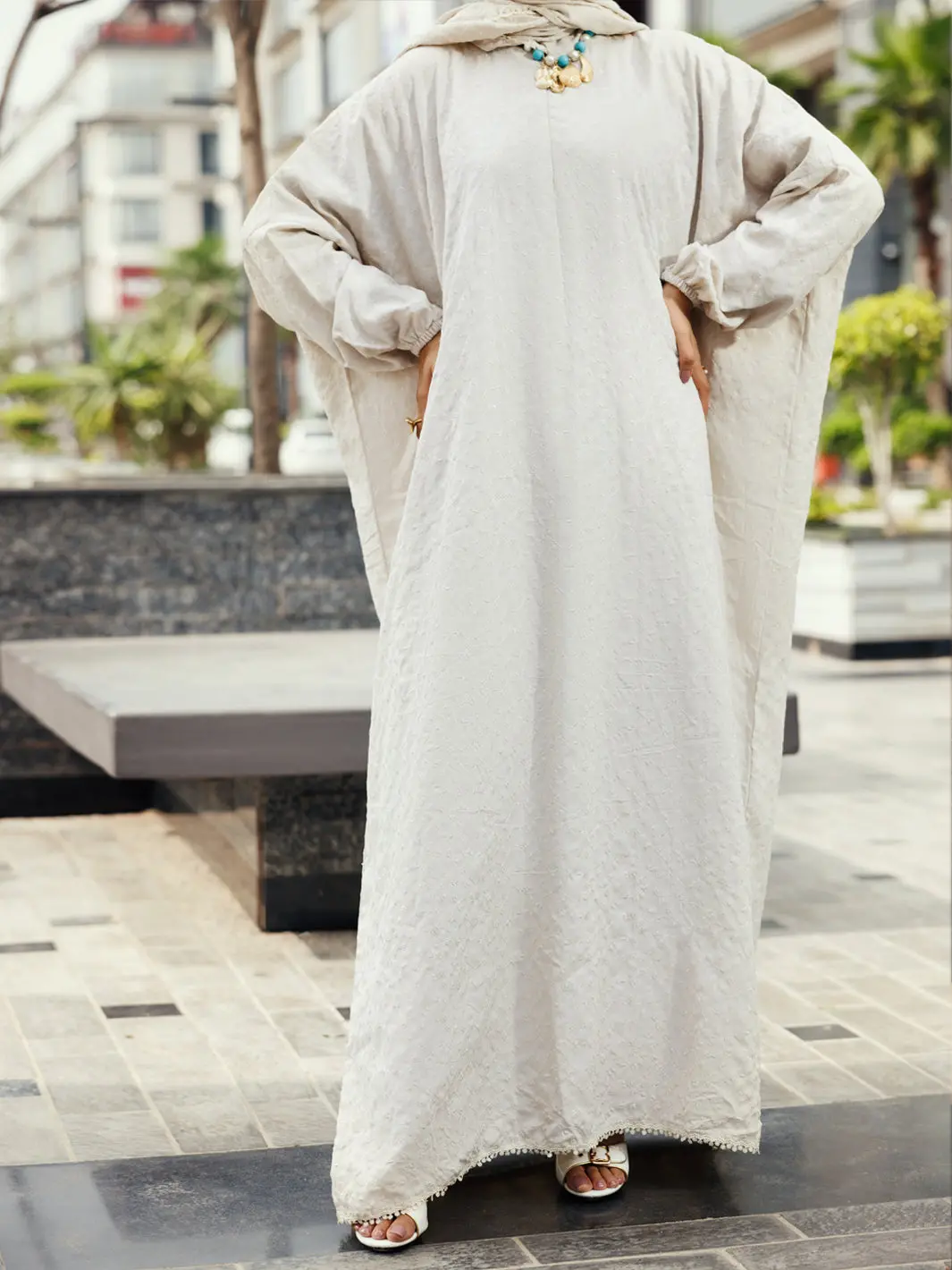 Off White Dobby Silk Salah Robe - Al-Lk-Pd-1073 1