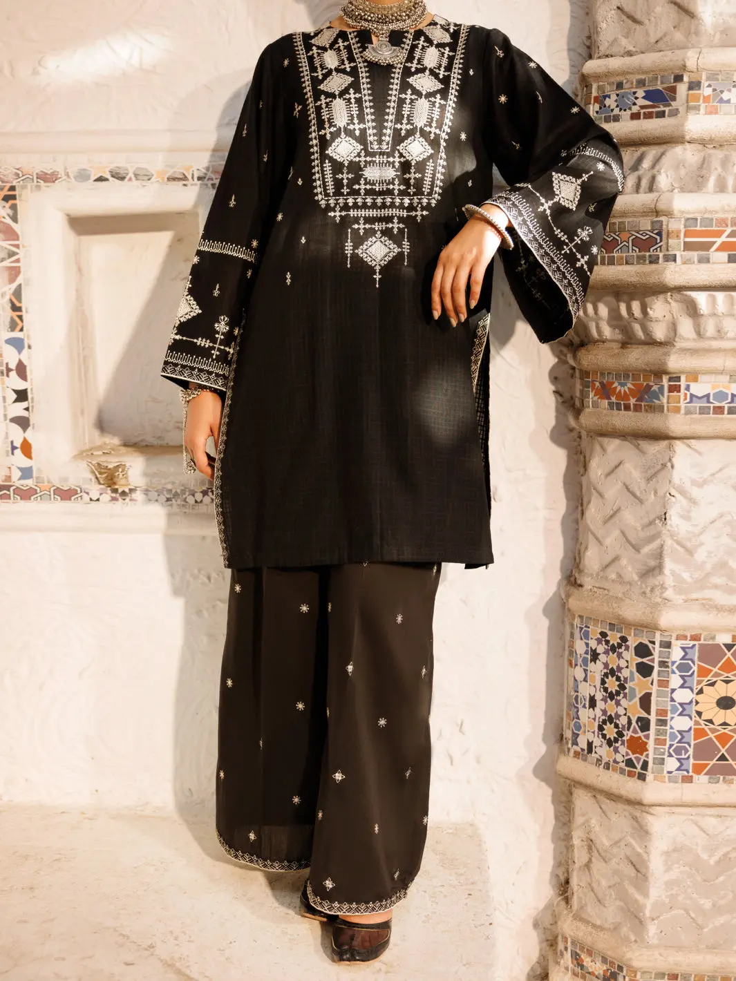 Black Square Dobby 2Pc Stitched - Al-2Ps-Lks-1050 1