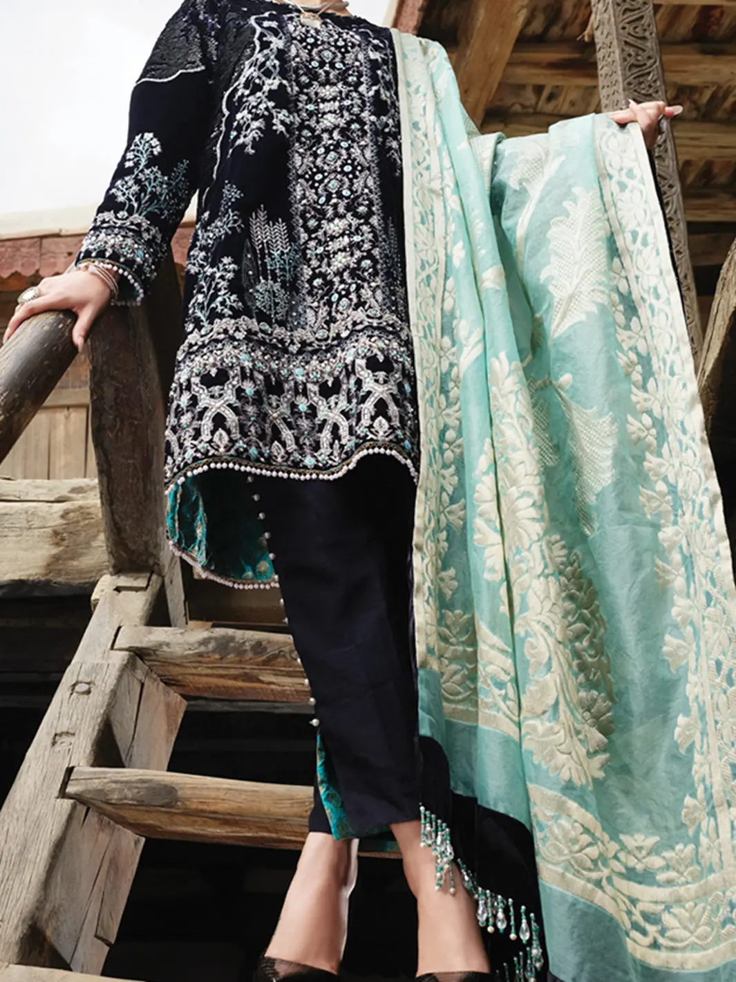 Blue Velvet 3 Piece Formal Suit - Ls-270 1
