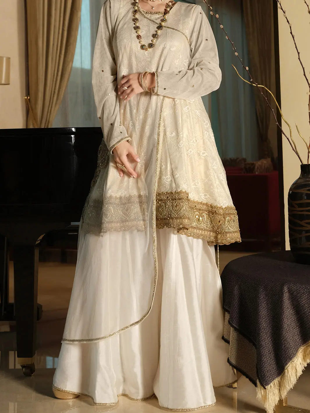 Off White Net 3 Piece Formal - Al-3Ps-Ls-290 1