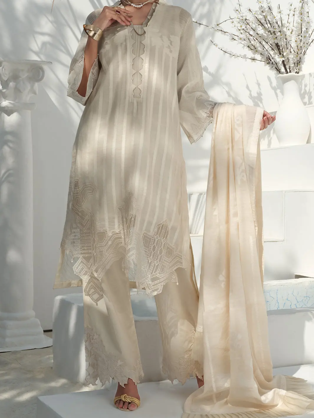 Cream Cotton Jacquard 3Pc Stitched - Alp-3Ps-1056 1