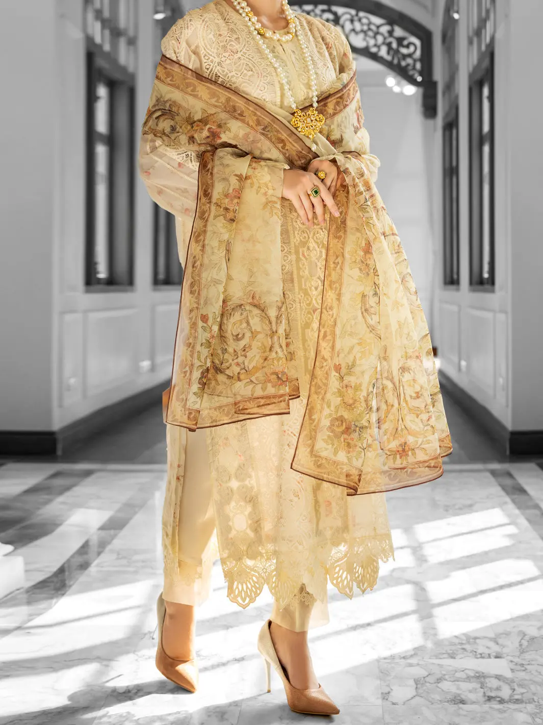 Off White Poly-Organza 3Pc Stitched - Alp-3Ps-1786 1