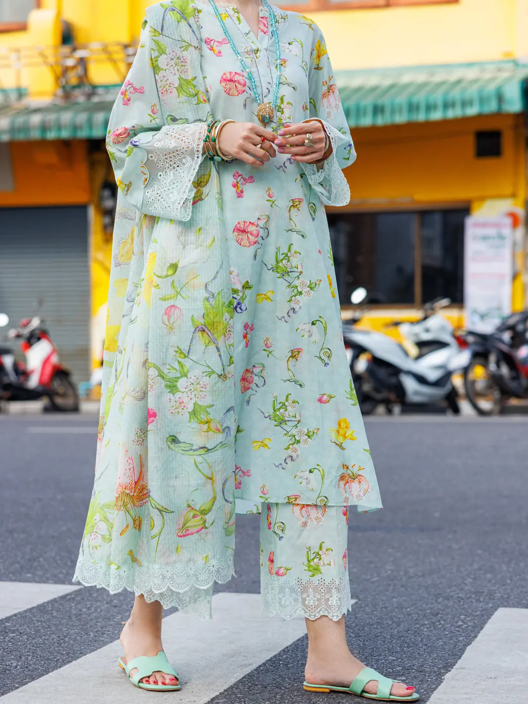 Light Green Lawn 3Pc Stitched - Alp-3Ps-1841 1