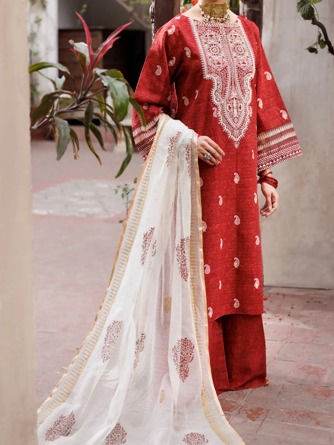 Maroon Cotton Dobby 3Pc Stitched - Alp-3Ps-1881 1