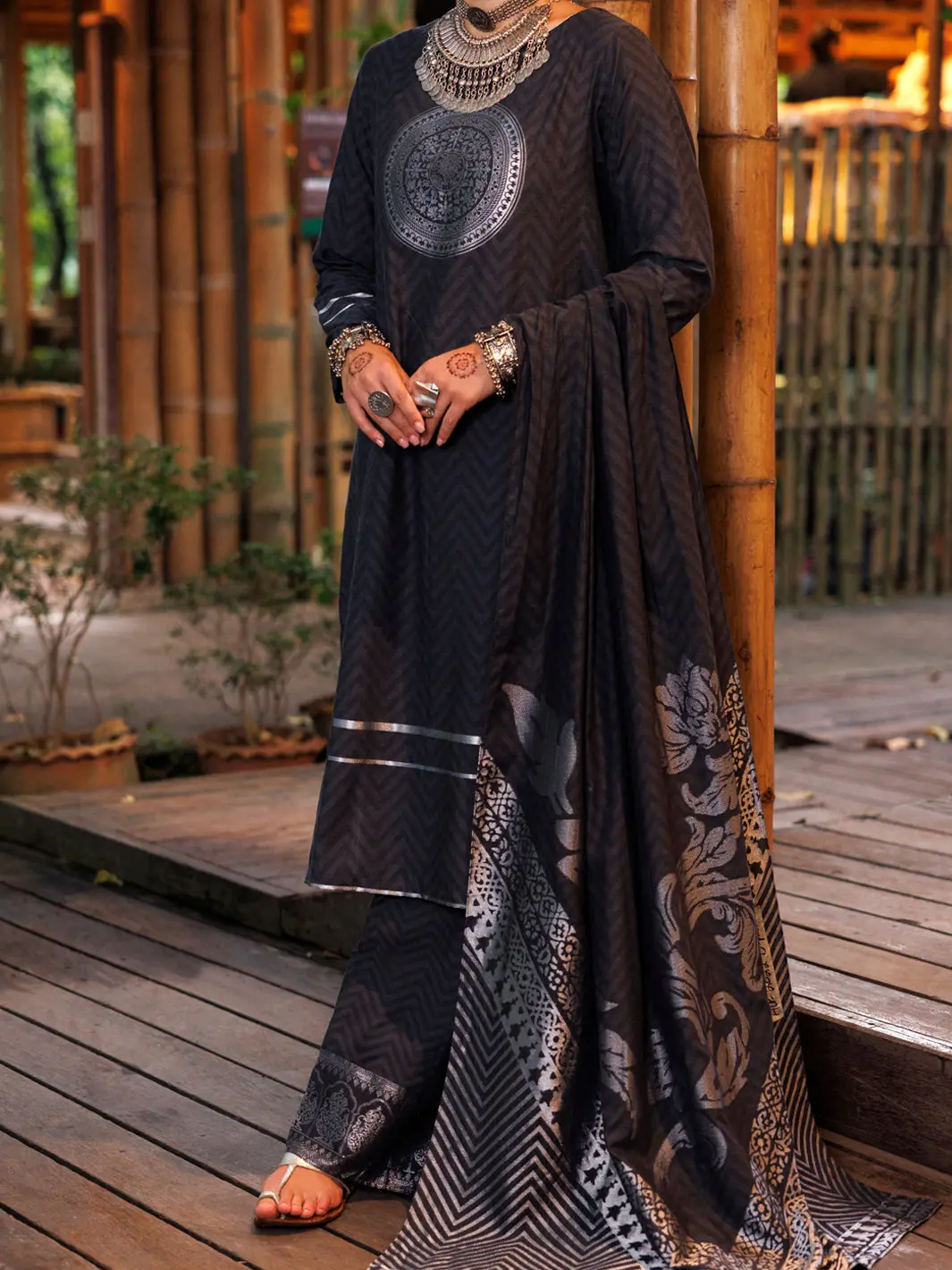 Charcoal Grey Yarn-Dyed Jacquard 3Pc Stitched - Alp-3Ps-2022 1