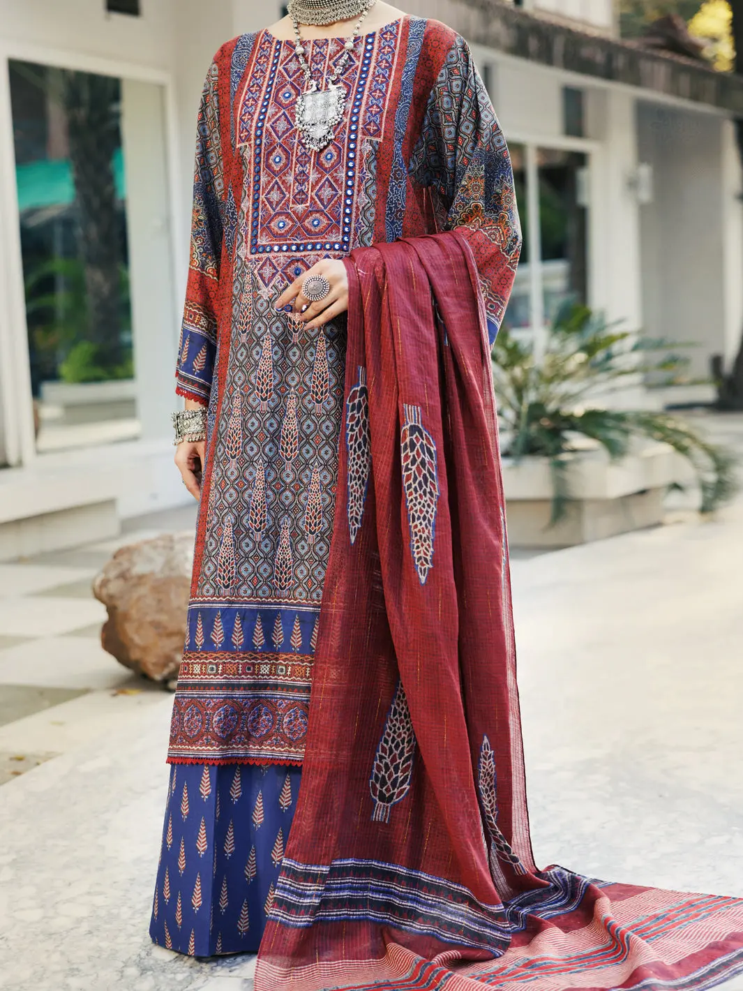 Maroon Lawn 3Pc Stitched - Alp-3Ps-2140 1