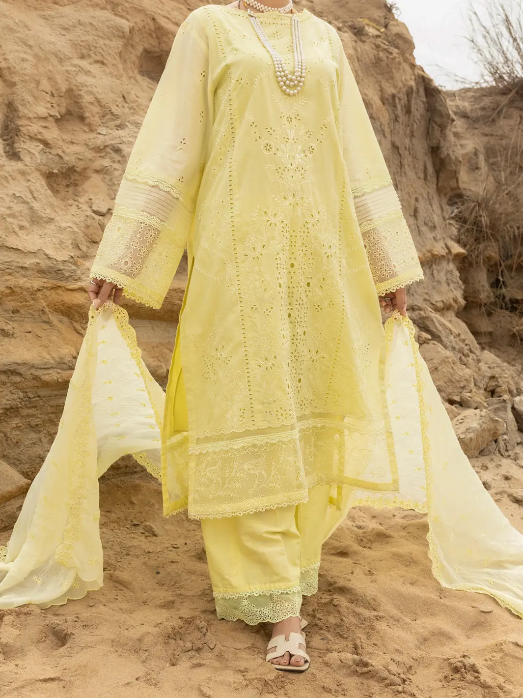 Lemon Lawn 3Pc Unstitched - Alp-3Ps-2180 1