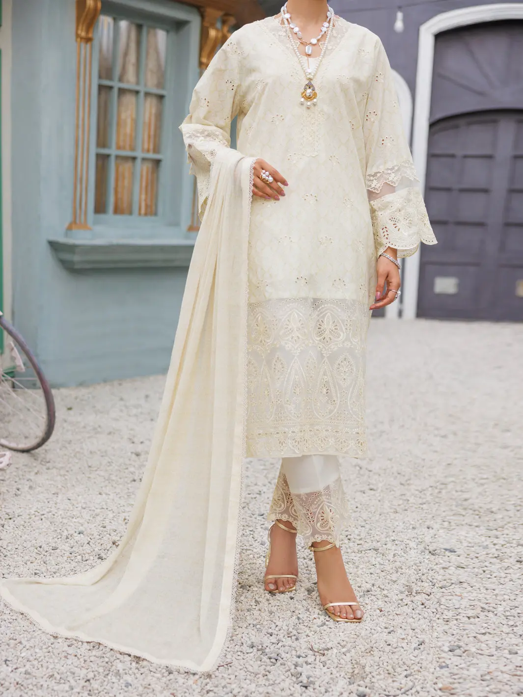 Off White Schiffli Lawn 3Pc Stitched - Alp-3Ps-2273 1