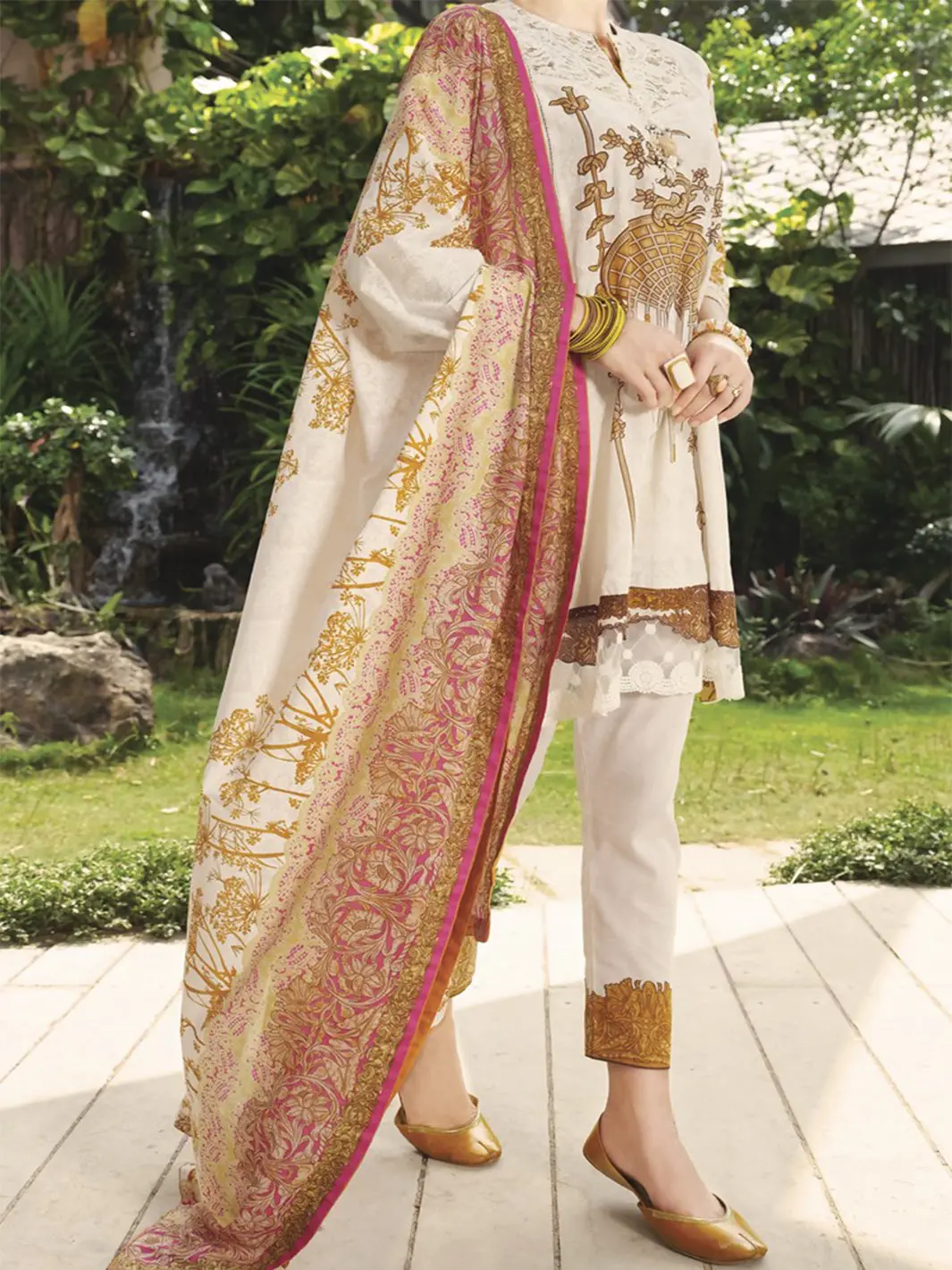 Natural Lawn 3Pc Stitched - Alp-611 1