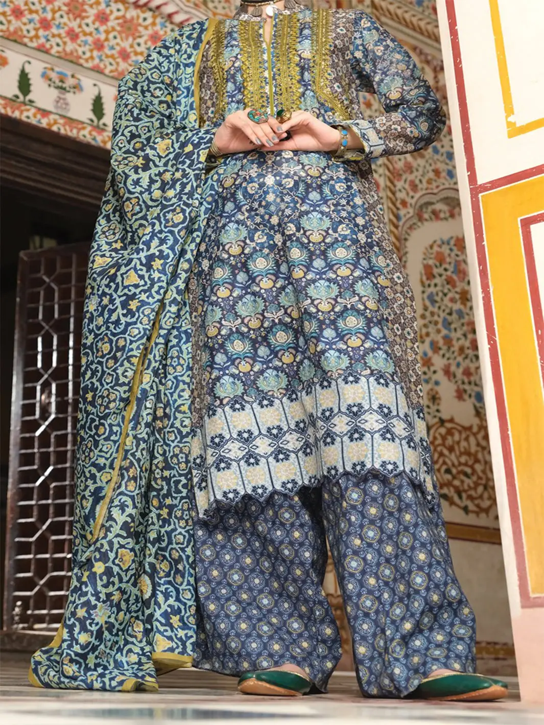 Blue Lawn 3Pc Unstitched - Alp-746 1