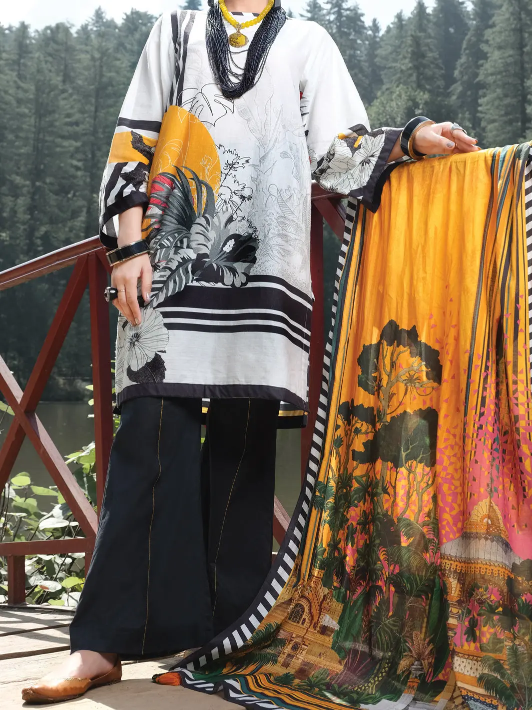 Light Grey Cambric 3Pc Unstitched - Alp-3Ps-970 1