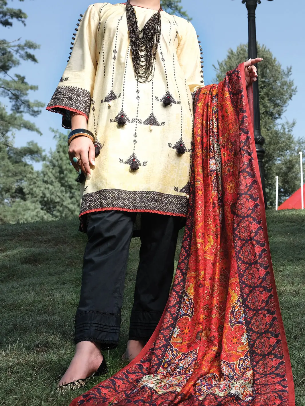 Beige Cambric 3Pc Unstitched - Alp-3Ps-978 1