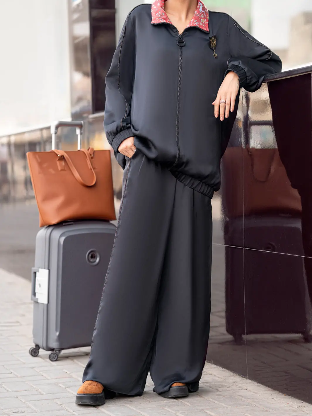 Black 2Pc Stitched - Alp-2Ps-Lks-1702 1