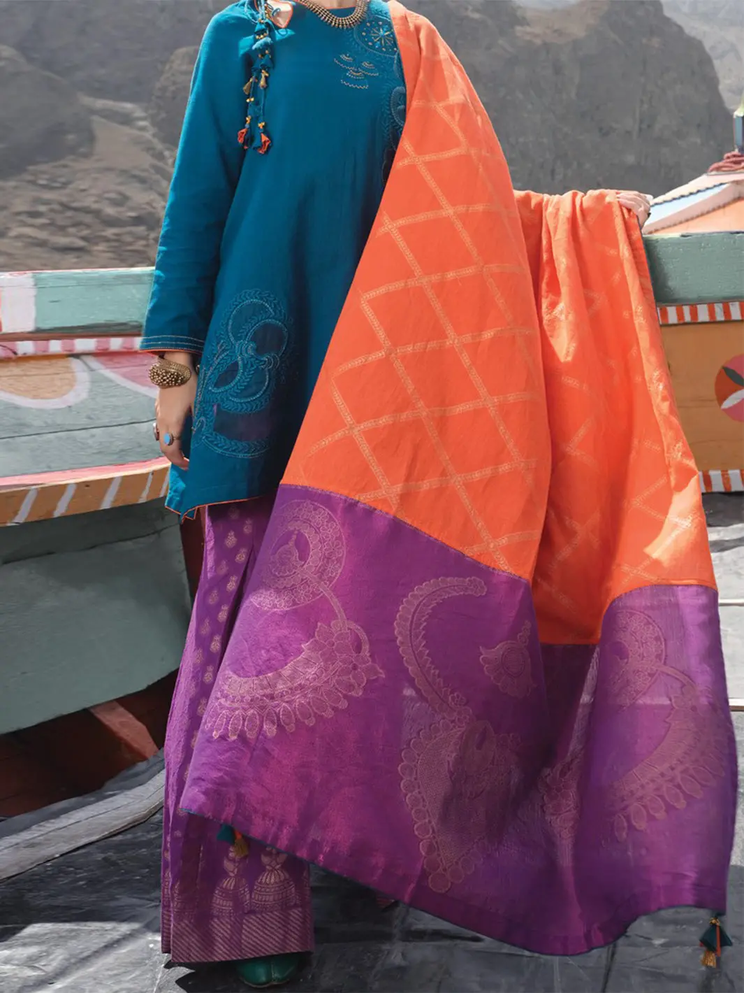 Ferozi Khaddar 3Pc Stitched - Awp-225 1