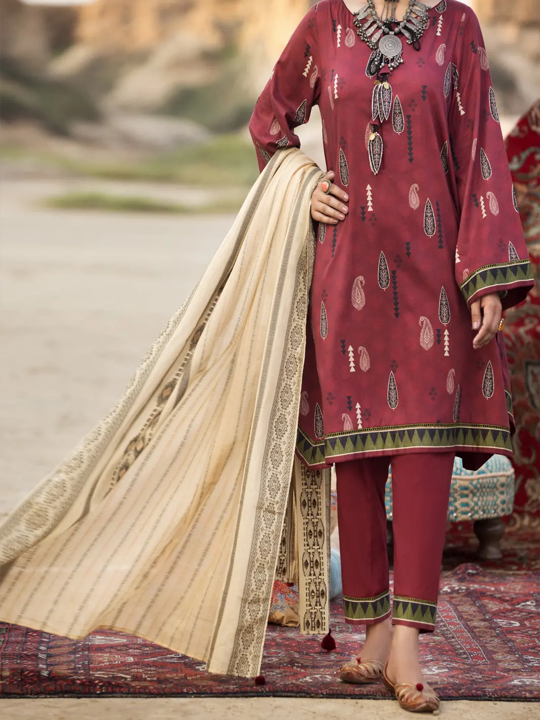 Maroon Cambric 3Pc Unstitched - Awp-3Ps-329 1