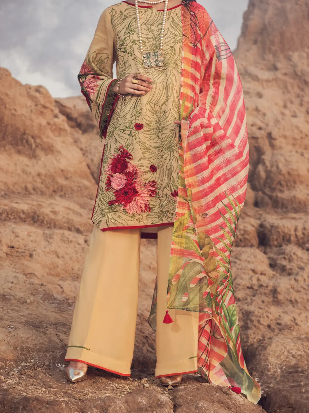 Beige Khaddar 3Pc Unstitched - Awp-3Ps-350 1