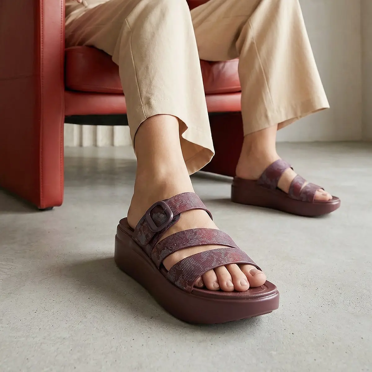 Women's Comfortable Slippers 1