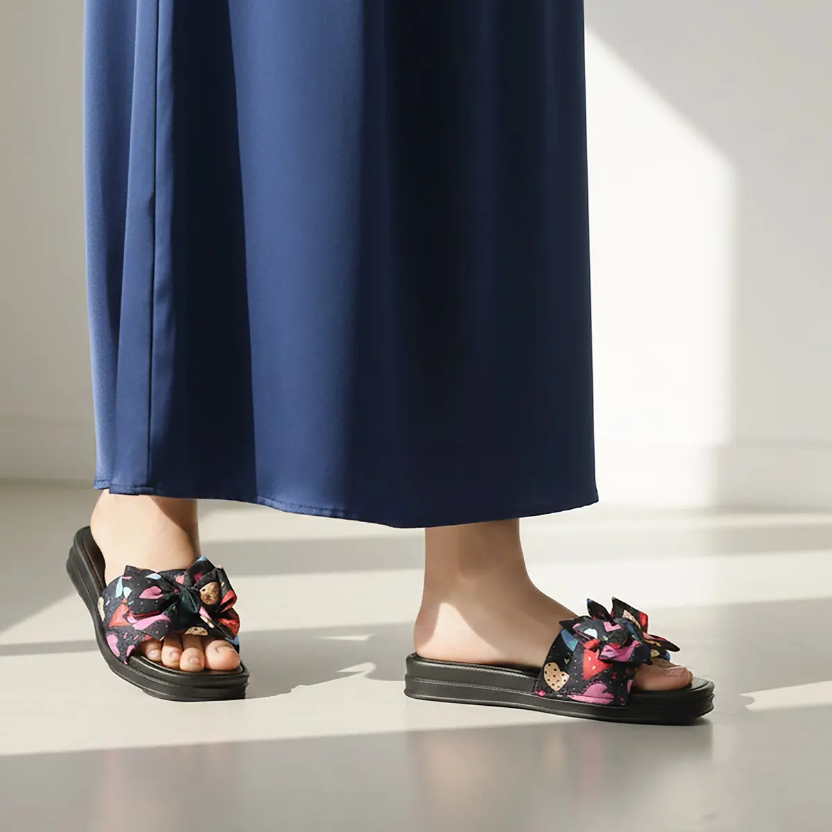 Women's Bow Tie Slippers 1
