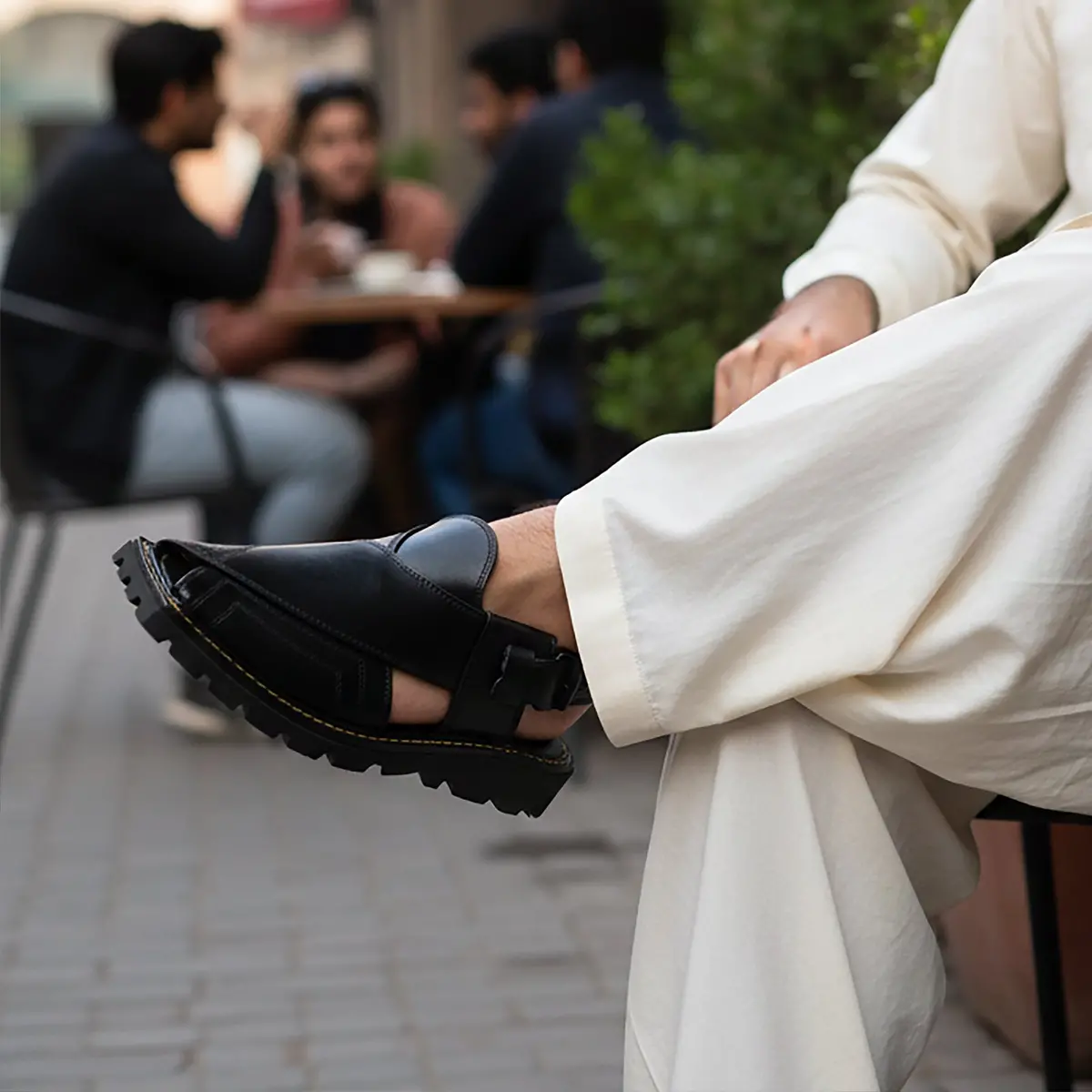 M-Lf-0400199-Peshawari Chappal 1