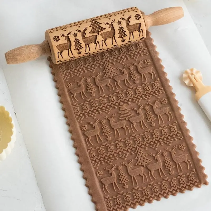 Decorative Holiday Embossed Christmas Rolling Pin 1