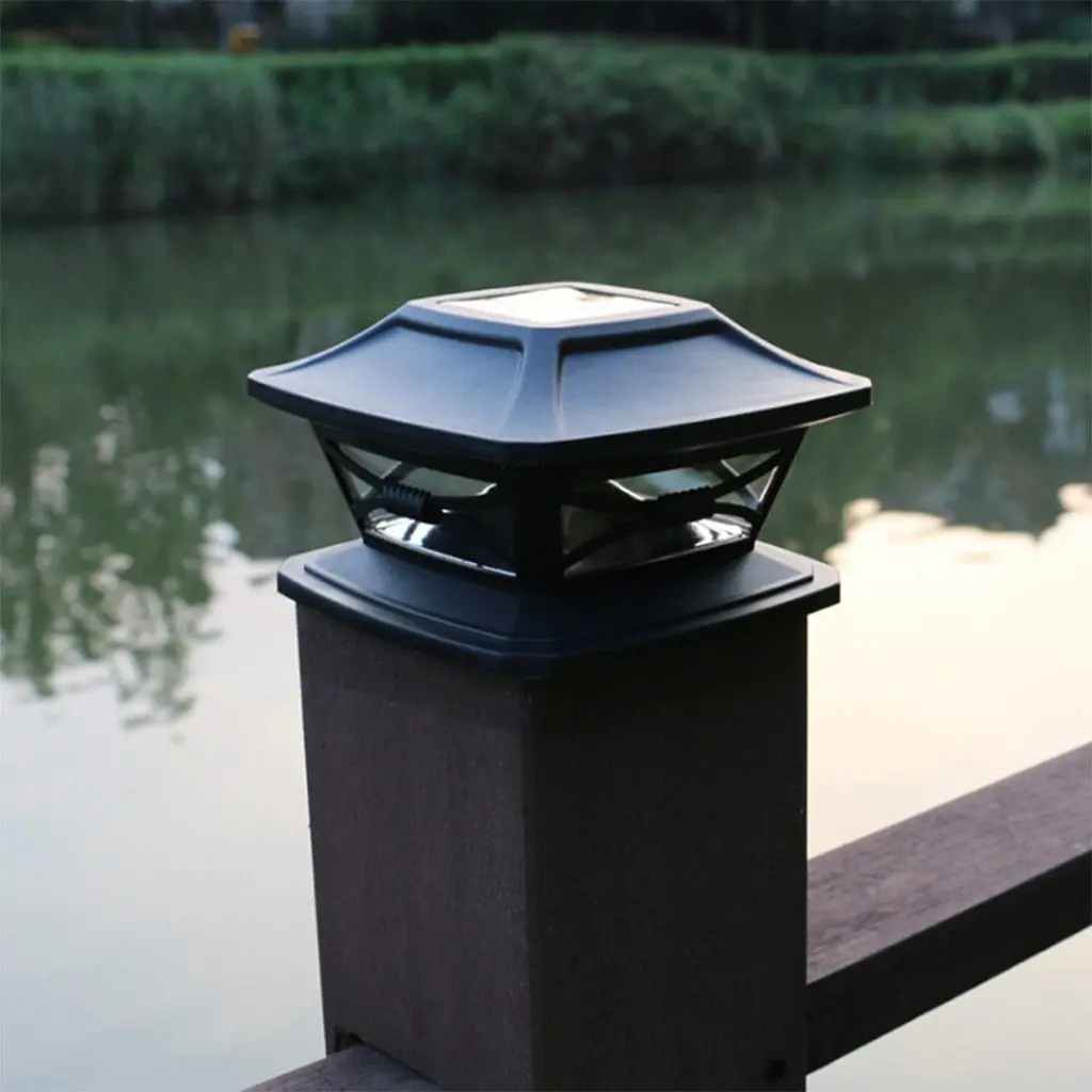 Outdoor Solar Fence Post Cap Light 1