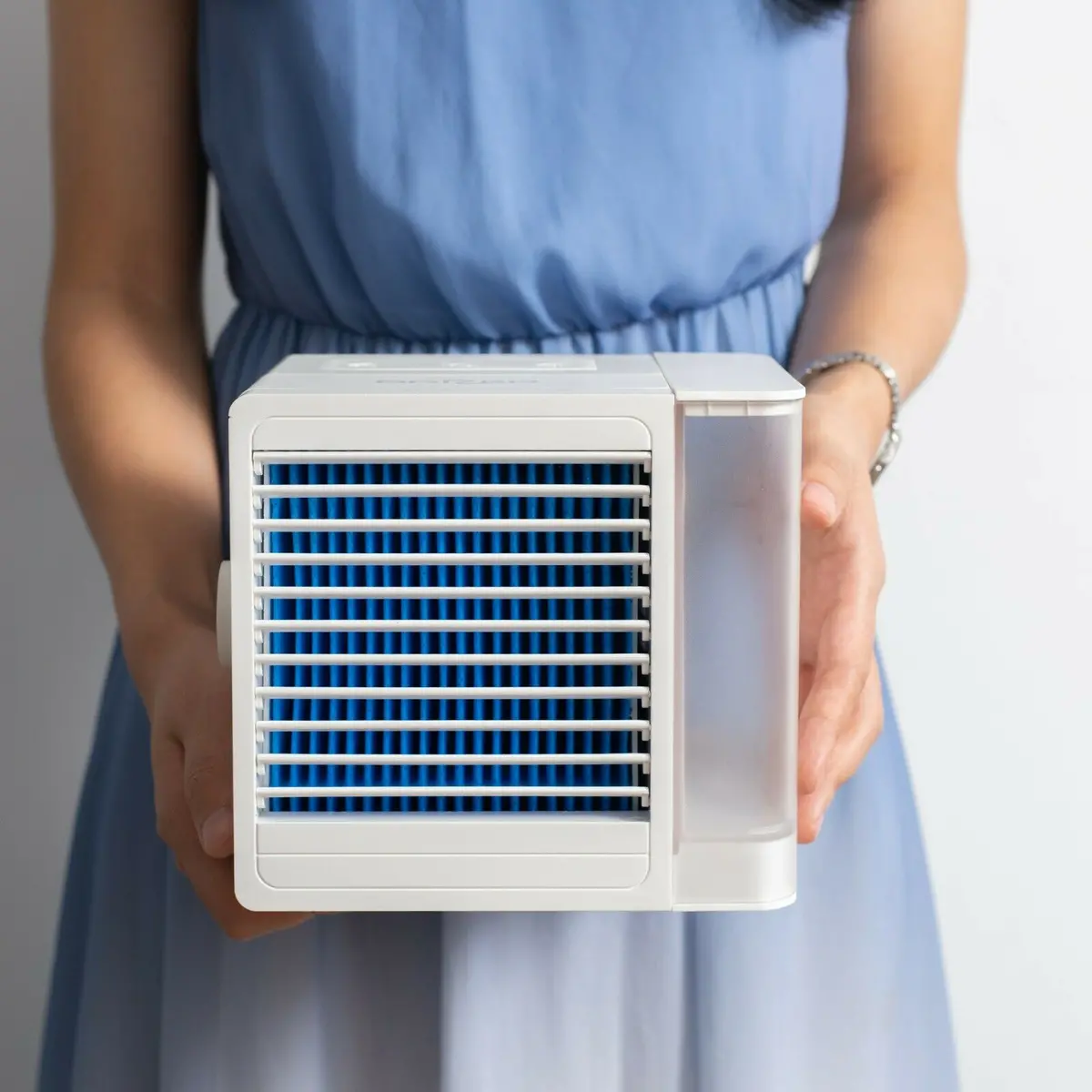 Small Mini Portable Indoor Room Air Conditioner 1