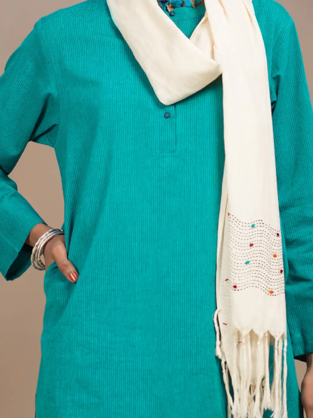 Off White Hand-Woven Cotton Silk Women Stole - Alcr-St-1007 1